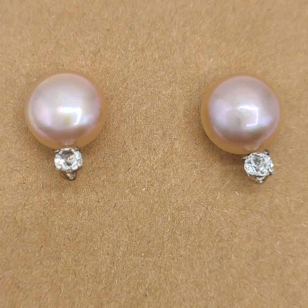 Source Unknown Pink Pearl and Diamond Stud Earrings